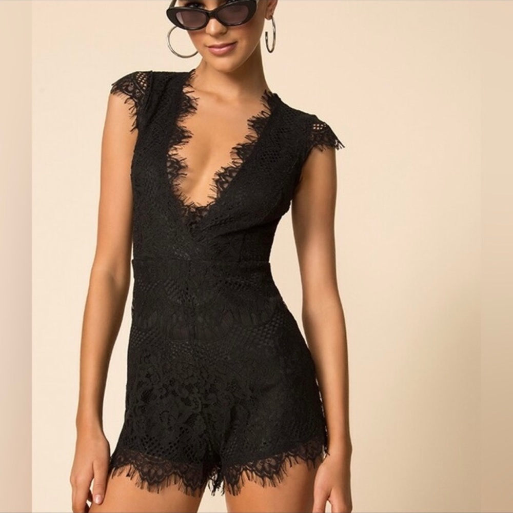 Superdown lace black romper